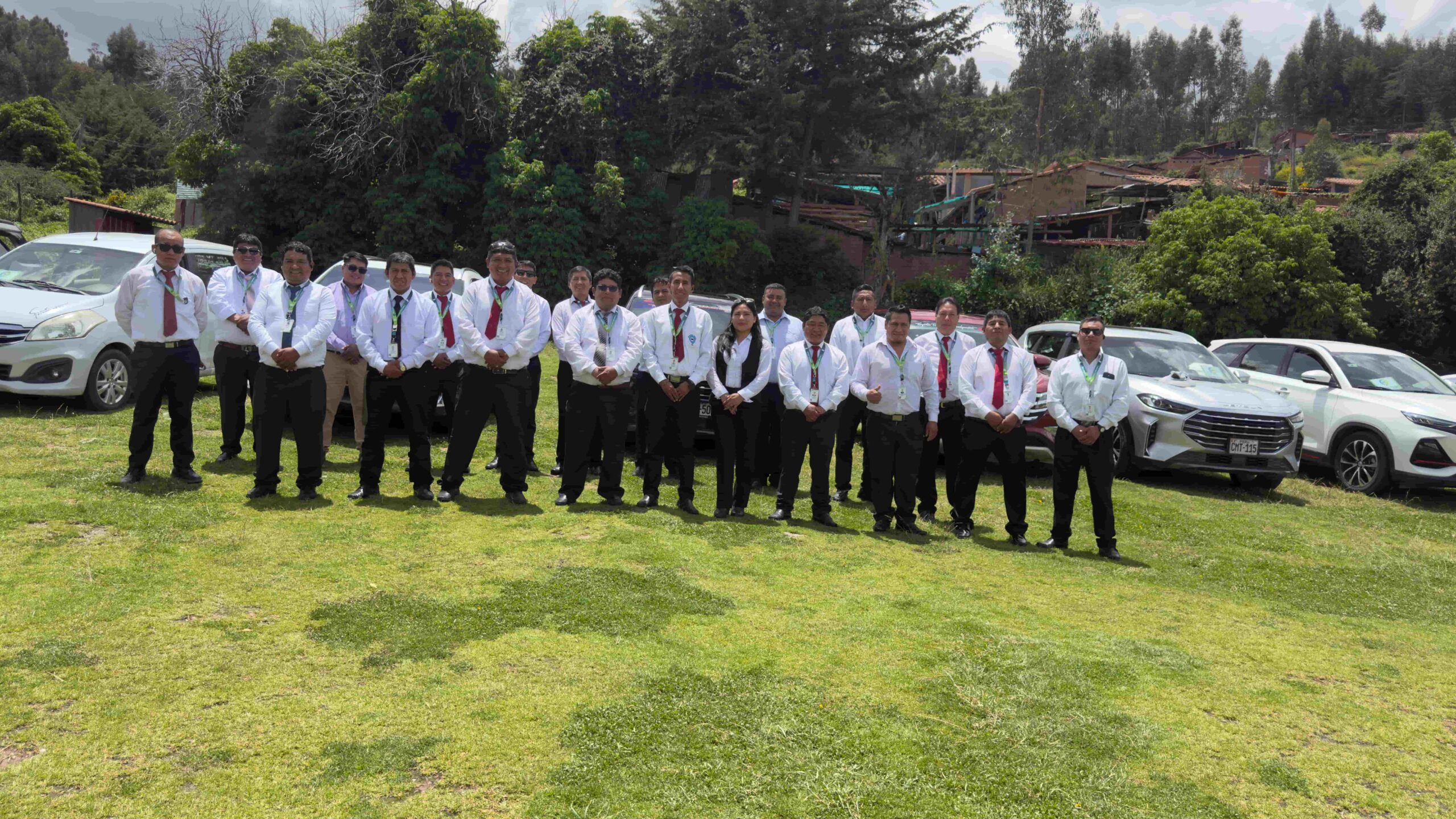 Equipo completo de conductores de Taxi Cusco D'MARC